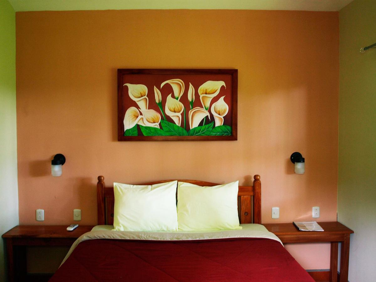 El Encanto Garden Hotel Santa Cruz Buitenkant foto
